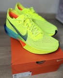 Nike ZoomX Vaporfly 3 - EUR 43 &ndash; Volt/Black-Scream Green