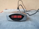 aparat radio cu ceas digital si alarma buzzer desteptator, marca Bomann MRC 554CB