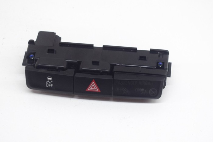 Panou de butoane OPEL MOKKA / MOKKA X 2014 OEM: 95016183 | 17542128