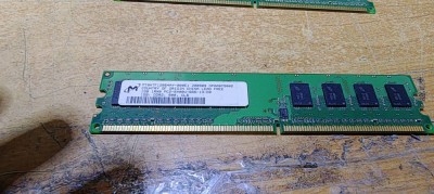 Ram PC Micron 1GB DDR2 PC2-6400U MT8HTF12864AY-800E1 foto