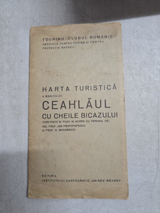 Harta turistică a masivului Ceahlău cu cheile Bicazului - Ion Protopopescu, N. Macarovici
