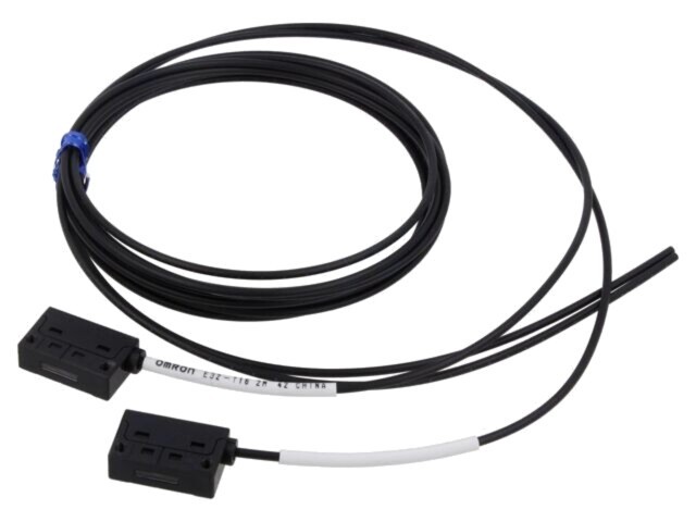 Senzor fibră optică OMRON Rază 4m Mod emiţător-receptor IP67