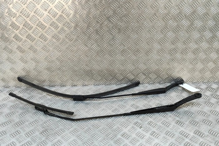 Braț ștergător față FORD PUMA J2K, CF7 2022 OEM: H1BB-17526-CB,H1BB-17526-DA | 29945832