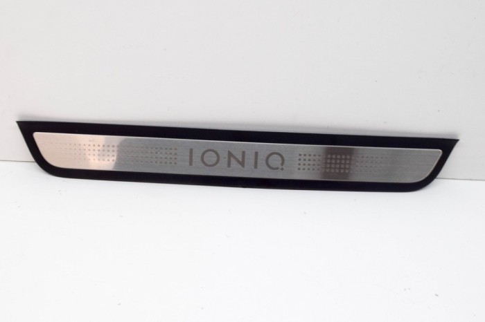 Ornament prag dreapta față HYUNDAI IONIQ AE 2017 OEM: 85883-G2500 13771879