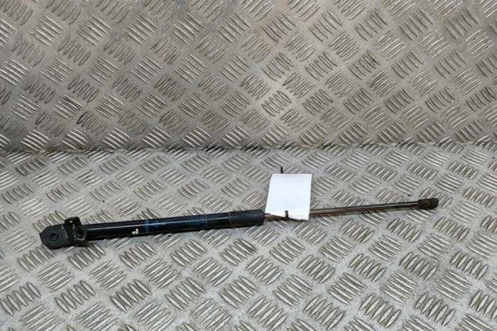 Amortizor capota dreapta față LEXUS GS _L1_ 2014 OEM: 53440-0W251 26305843