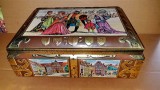 G284-Cutie mare colectie vintage F. OTTO SCHMIDT-Fabrica de Turta Dulce Nurnberg Germania metal antichizat stil medieval