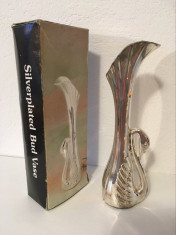 * Vaza placata cu argint, in forma de lebada - Silverplated Bud Vase, 17 cm foto