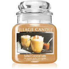 Village Candle Salted Caramel Latte lumânare parfumată (Glass Lid) 389 g