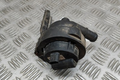 Pompa de apa auxiliara JAGUAR I-PACE X590 2018 OEM: J9D3-18D473-AA,J9D3-8501-AA 28705415 foto