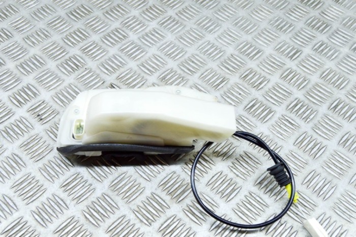 &Icirc;ncuietoare ușă st&acirc;nga spate TESLA MODEL 3 2019 OEM: 1068970-00-K 17510193