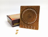 Cumpara ieftin Calendar Perpetuu pt Birou din Alama masiva vtg anii &#039;80 in cutie motiv solar