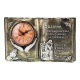 Cumpara ieftin Ceas de Masa Carte Aurie, Stil Vintage, 24cm, Rasina, Citat Religios Psalmi, Analogic, Quartz, Baterie AA