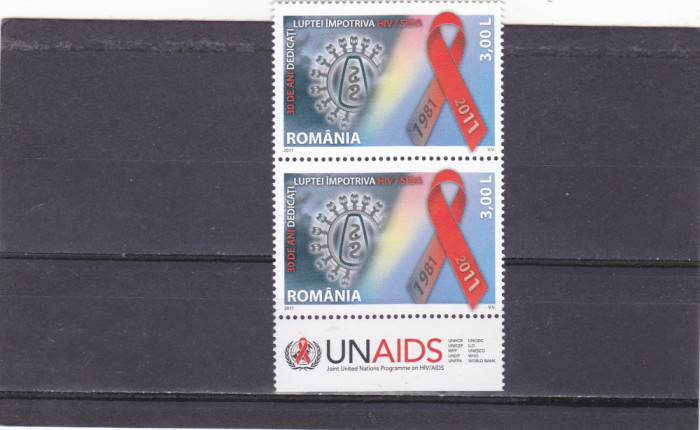 LUPTA IMPOTRIVA HIV / SIDA,serie in pereche cu tabs!2011,Lp.1940,MNH ** ROMANIA