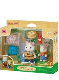Sylvanian Families Exciting Discovery Set Latte Cat Brother &amp; Baby 5763