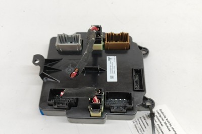Modul de control ușă st&amp;acirc;nga spate TESLA MODEL X 2020 OEM: 1062056-00-D 29809640 foto