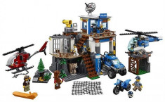 Set Lego City Mountain Police Headquarters foto