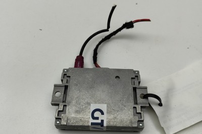 Amplificator de antena AUDI A6 Avant 4G5, C7, 4GD 2017 OEM: 4H0035456 | 31978344 foto