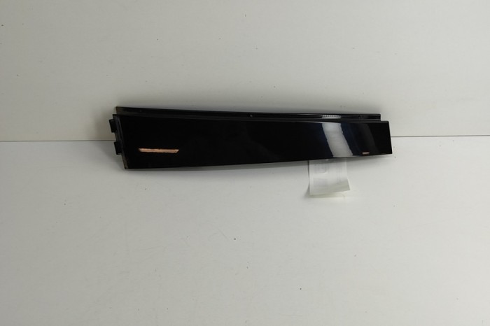 Ornament vertical ușă st&acirc;nga spate VW PASSAT Variant B7 365 2012 OEM: 3C0839901 30190718