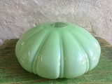 Design / Vintage - Abajur verde model deosebit mijlocul sec XX pentru lustra lampa veioza !
