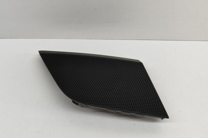 Capac difuzor AUDI A3 Limousine 8YS 2022 OEM: 8Y2857210,8Y2857228 | 24599878