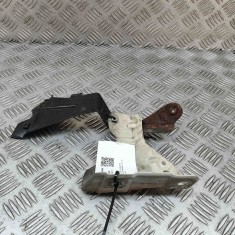 Suport aripa st&acirc;nga față VW BEETLE Cabrio 1Y7 2004 OEM: 1C0805073C,1C0805074 28956161