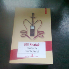 BASTARDA ISTANBULULUI - ELIF SHAFAK