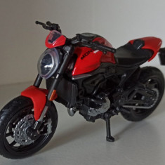 Macheta motocicleta Ducati Monster 2022 rosu - Maisto 1/18