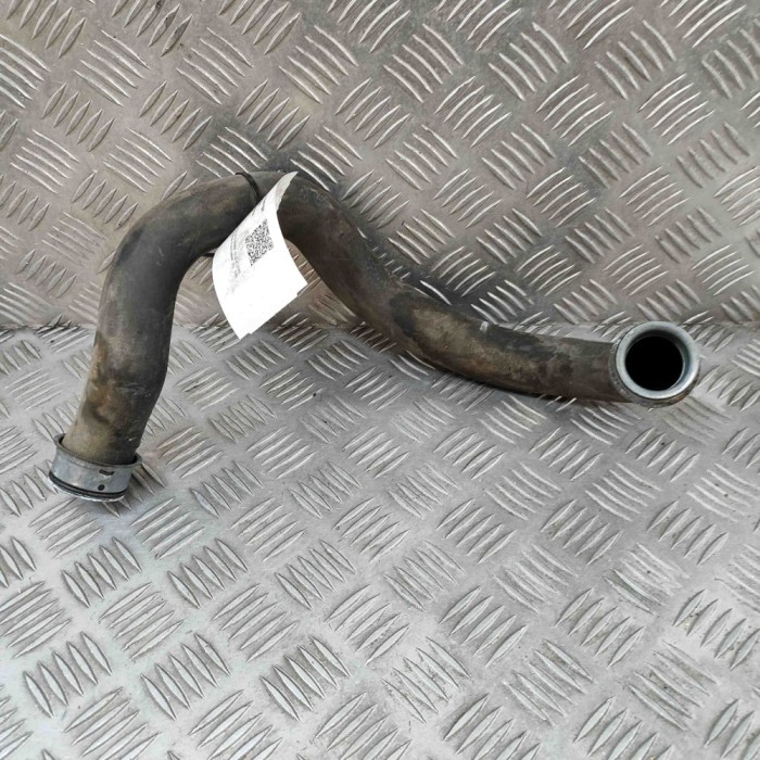 Furtun radiator răcire dreapta MERCEDES-BENZ CLS C218 2014 OEM: A2045012982