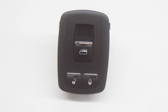 Buton geam ușă dreapta spate MASERATI QUATTROPORTE VI 2014 OEM: 670013822,5PG15DX9AA,10095653 12219463