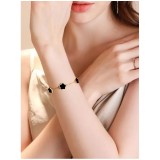 Cumpara ieftin Bratara Eleganta Aurie cu Flori Negre, Otel Inoxidabil - 398240