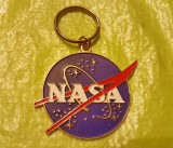 H13-Medalia NASA veche alama aurita emailata Europa de Vest stare buna 5 cm.