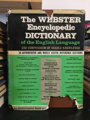 Virginia S. Thatcher, Alexander McQueen - The New Webster Encyclopedic Dictionary of The English Language foto