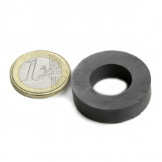 Magnet ferita inel Ø27/12,6 x 5 mm, putere 1,3 kg, F30