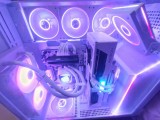 PC Gaming DRAGON Alb Black Friday Edition AMD Ryzen 7 7800X3D 4.2GHz, 32GB DDR5, 1TB SSD, RX 9070 XT 16GB GDDR6, Iluminare RGB