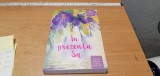 Cumpara ieftin Carte Carolyn Rathbun Sutton - in prezenta sa #A2433