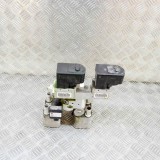 Supapa de expansiune aer condiționat JAGUAR I-PACE X590 2019 OEM: J9D3-6C582-CA,J9D3-10C708-BB,329960009,J9D3-8D304-AA,J9D3-19F656-AB,J9D3-8D302-AD 17