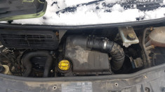 Motor Opel Vivaro 2.0 Euro 4 2006-2010 foto