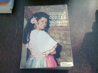 VIORICA CORTEZ. ENCICLOPEDIA UNEI CARIERE foto