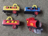 Jucarie veche tabla tren trenulet locomotiva vagoane made in china fara capac