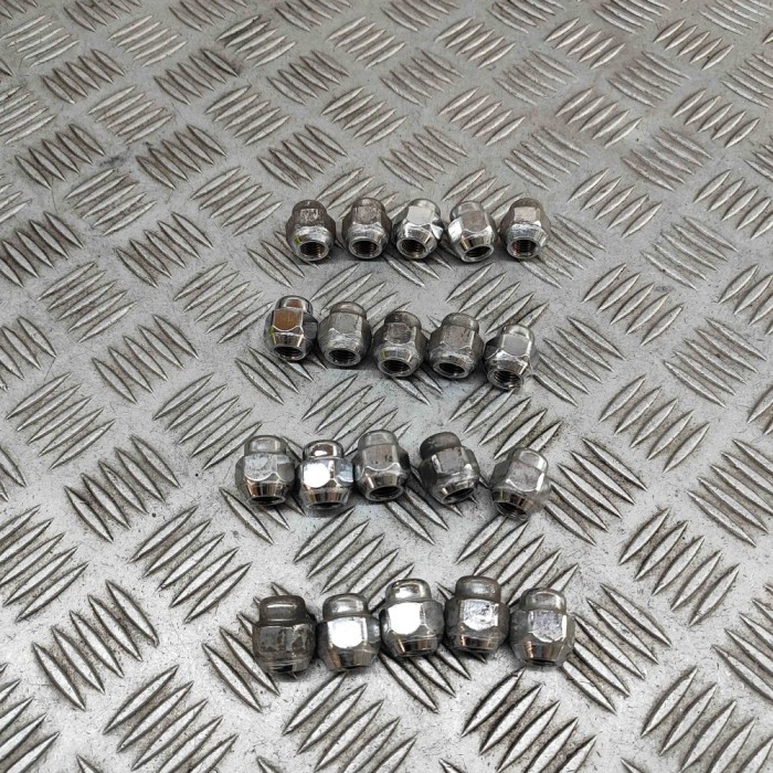 Șurub MAZDA CX-5 KF 2022 OEM: B002-37-160B 30762252