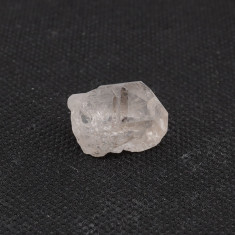Topaz din pakistan cristal natural unicat a74