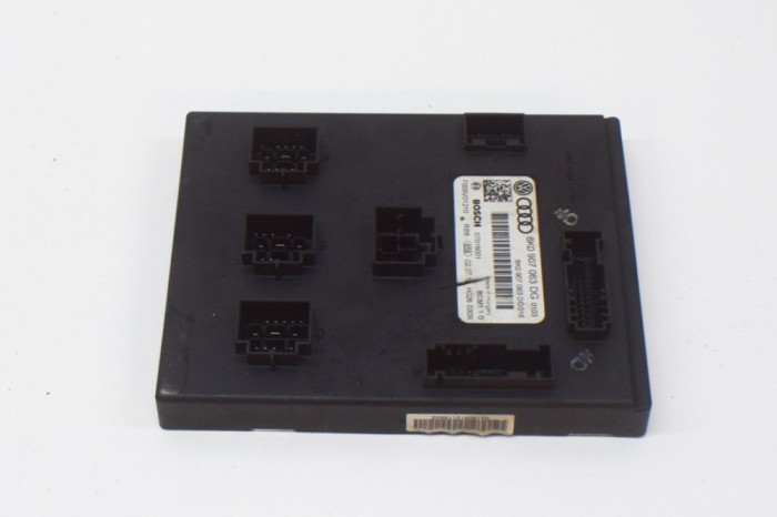 Modul de confort AUDI Q5 8R 2012 OEM: 8K0907063DG,F005V01210,07016001 | 11820654
