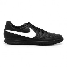 Ghete Fotbal Nike Majestry IC AQ7895017 foto