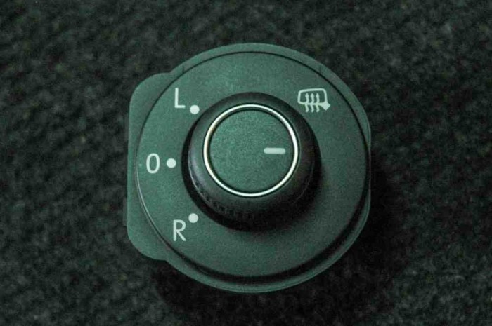 Comutator VW BEETLE 5C1, 5C2 2015 OEM: 5C1959565F 1895537