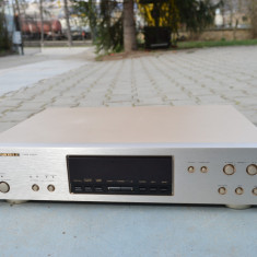 Tuner Marantz ST 6000