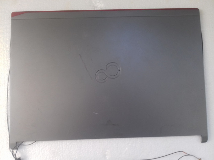 Capac LCD Fujitsu Lifebook E743