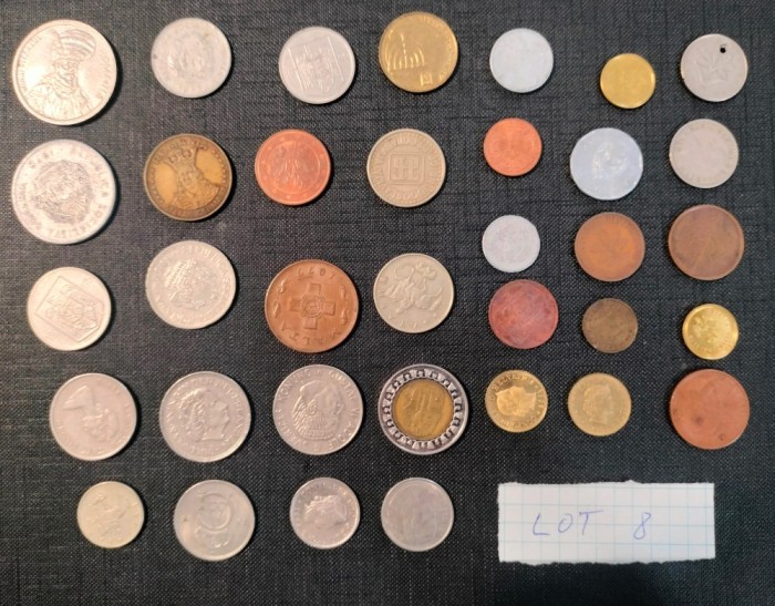 Lot 35 monede 8