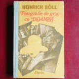 Fotografie de grup cu doamnă &ndash; Heinrich B&ouml;ll