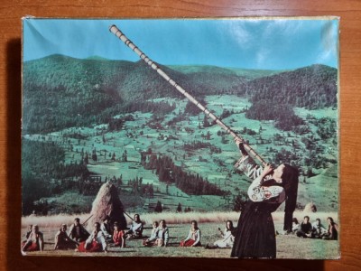 cutie bomboane fine de ciocolata din anul 1968 foto