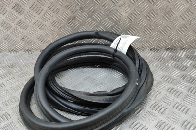 Garnitura de cauciuc haion CITRO&amp;Euml;N C5 AIRCROSS 2021 OEM: 9816904280 26912213 foto